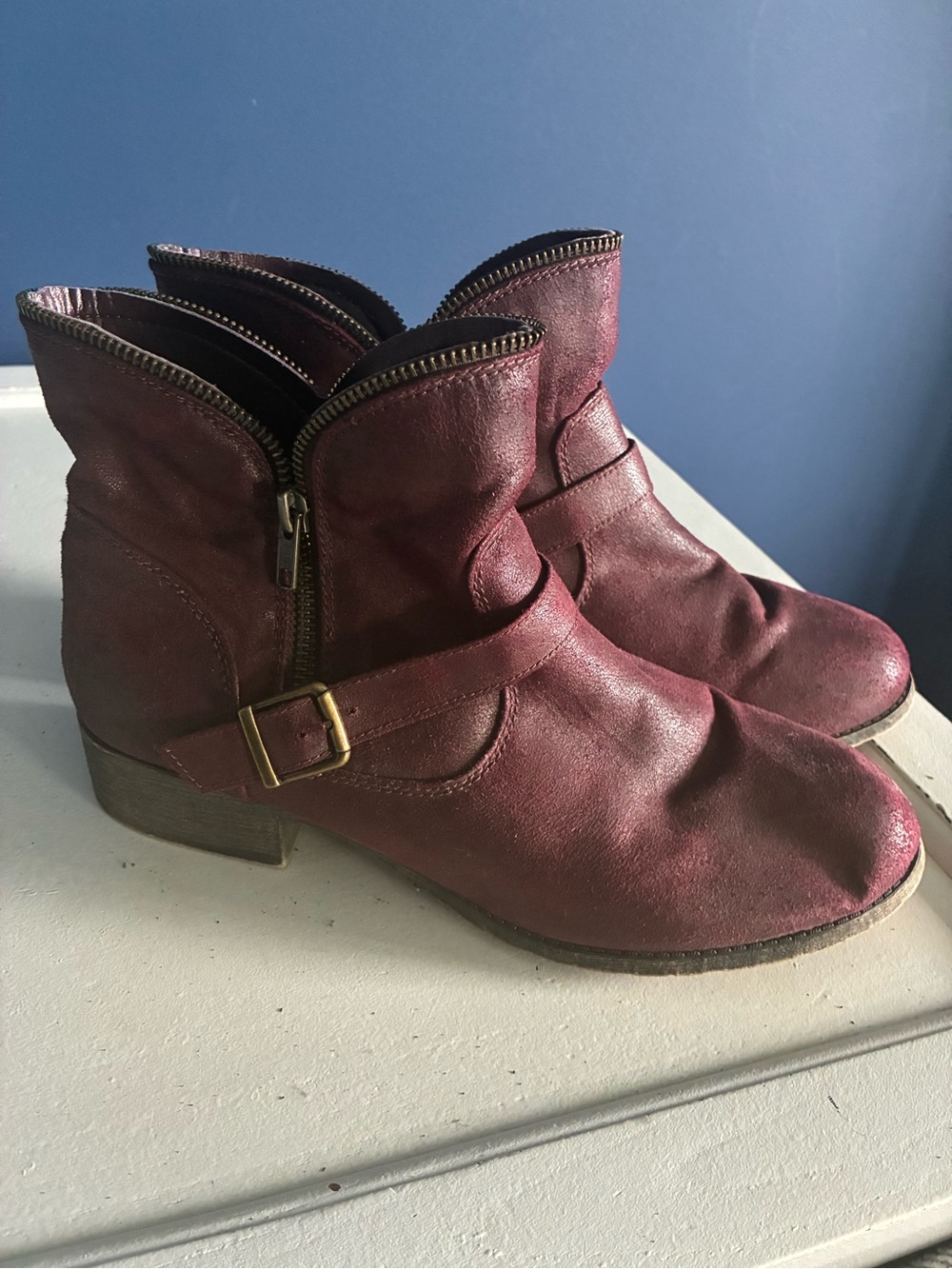 Women’s Burgundy Short Booties Zipper Design With Buckle Size 10